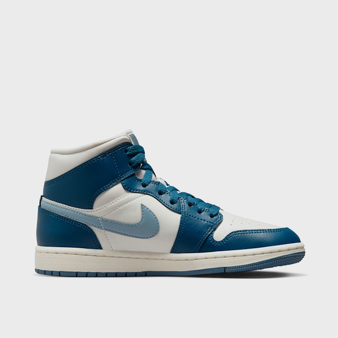 Jordan WMNS Air Jordan 1 Mid blauw 27288 2