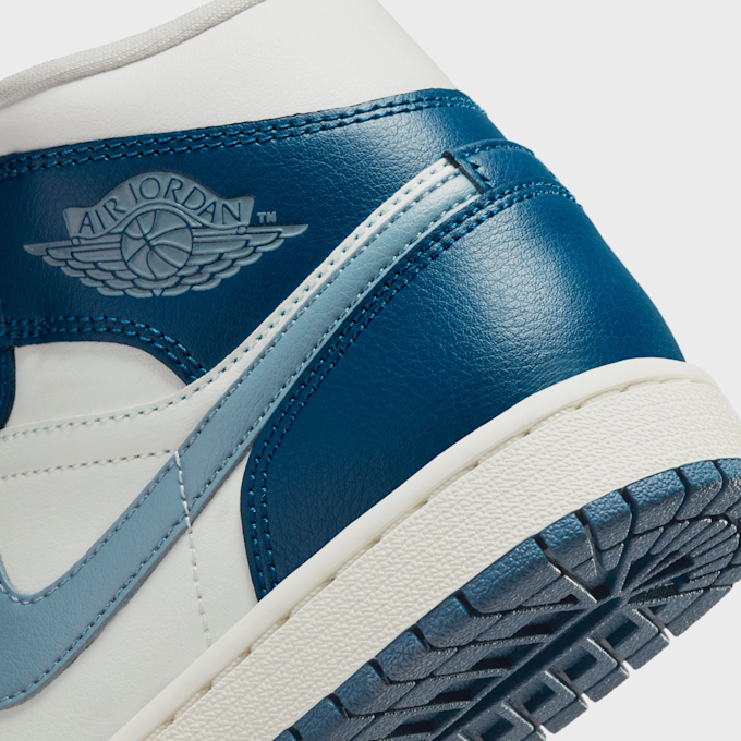 Jordan WMNS Air Jordan 1 Mid bleu 27288 8