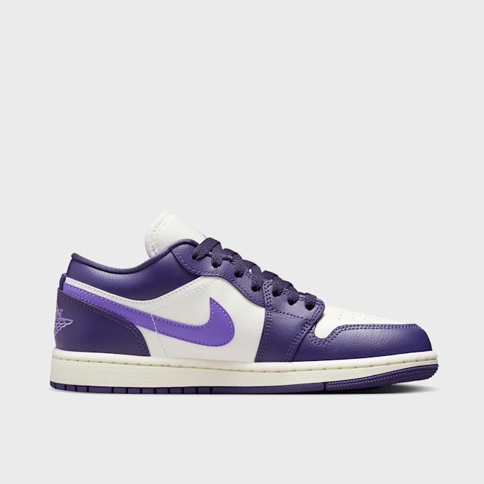Jordan WMNS Air Jordan 1 Low fioletowy 27301 2