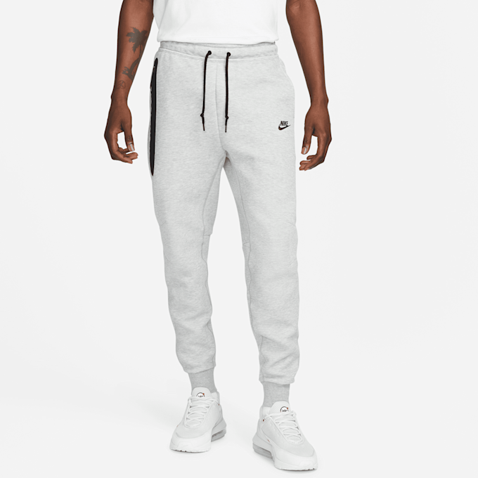 Nike Tech Fleece Jogger grijs 27302 1