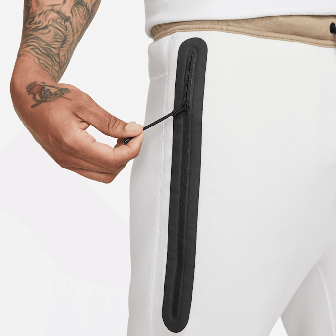 Nike Tech Fleece Jogger wit 27344 6
