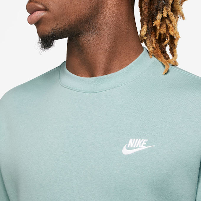 Nike   Sportswear Club Crew Basketball Pullover verde 27401 3