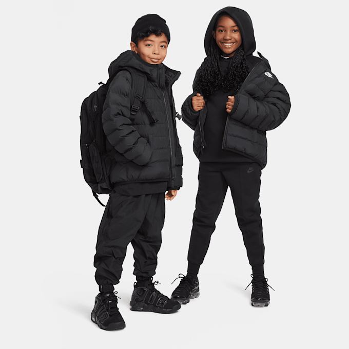 Nike Sportswear Synthetic-Fill Hooded Jacket czarny 27415 7