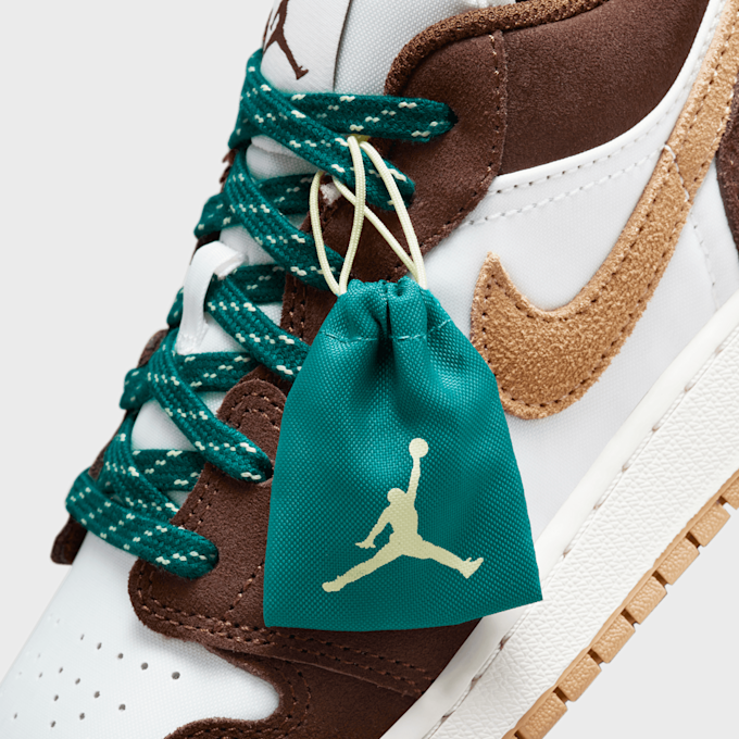 Jordan 1 Low SE (GS) marrone 27449 7