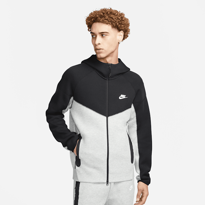 Nike Sportswear Tech Fleece Windrunner Full-Zip Hoodie grau 27454 1