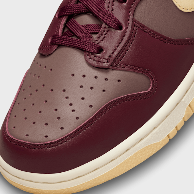 Nike WMNS Dunk High fioletowy 27512 7