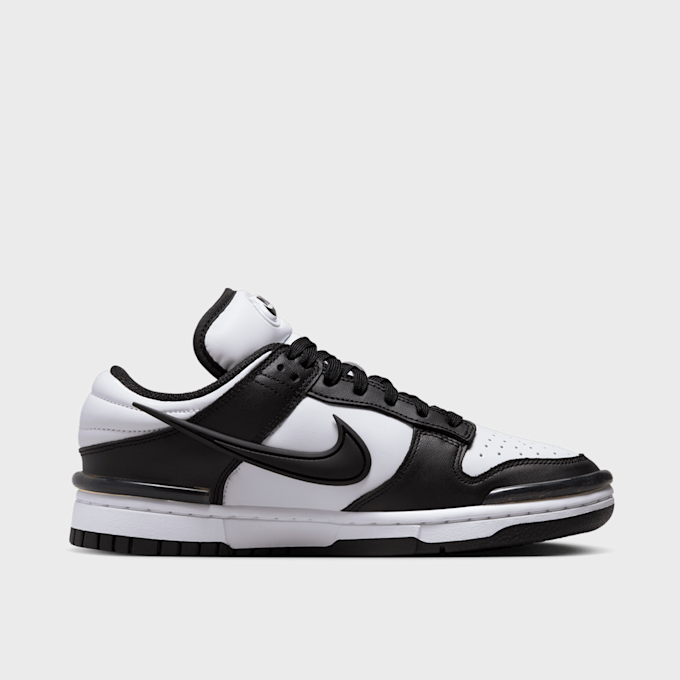 Nike WMNS Dunk Low Panda Twist zwart 27548 2