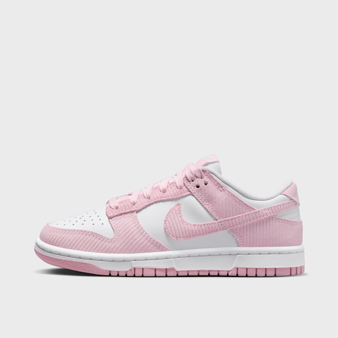 Nike WMNS Dunk Low lichtroze 27557 1