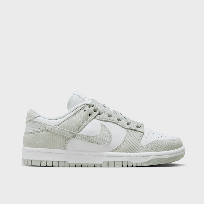 Nike   WMNS Dunk Low blanc 27559 2