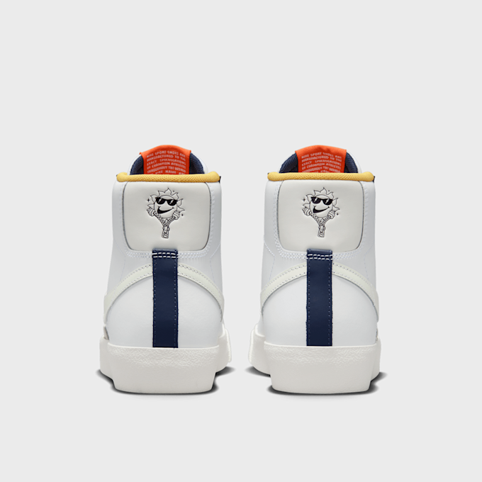 Nike Blazer Mid '77 BG (GS) biały 27562 5