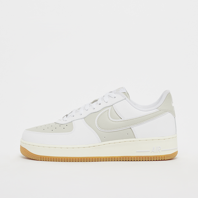 Nike   WMNS Air Force 1 '07 blanc 27612 1