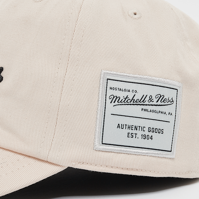 Mitchell & Ness M&N Branded Essential Strapback branco 27624 4