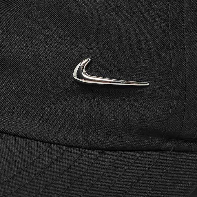 Nike Dri-FIT Club Unstrukturierte Metall-Swoosh-Cap schwarz 27705 4