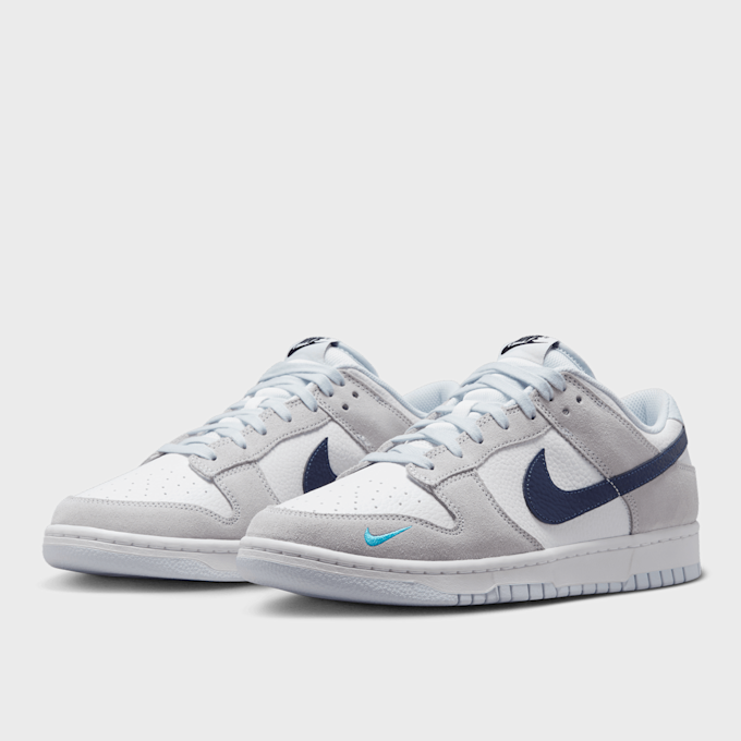 Nike   Dunk Low grau 27762 4