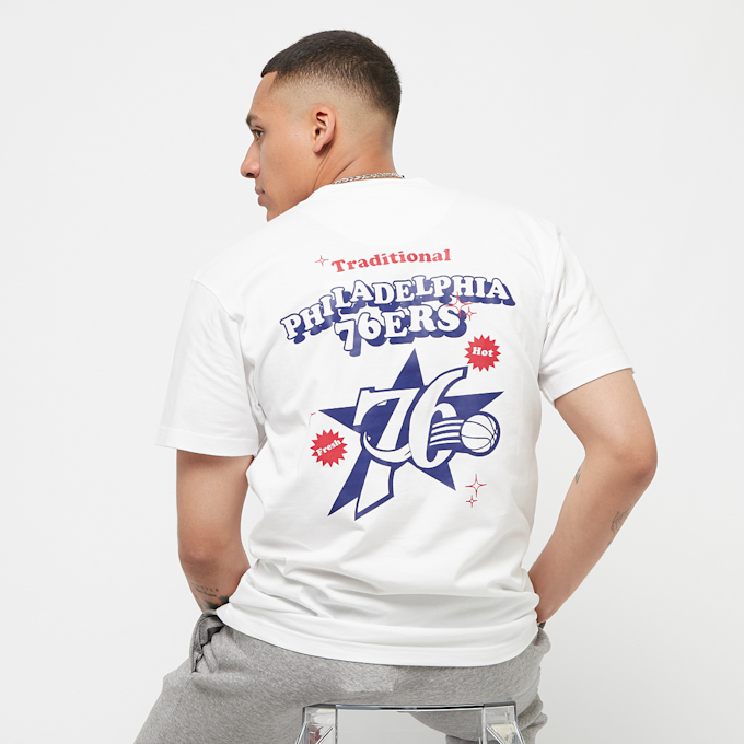 Mitchell & Ness Merch Take Out NBA Tee Philadelphia 76ers blanco 27971 1