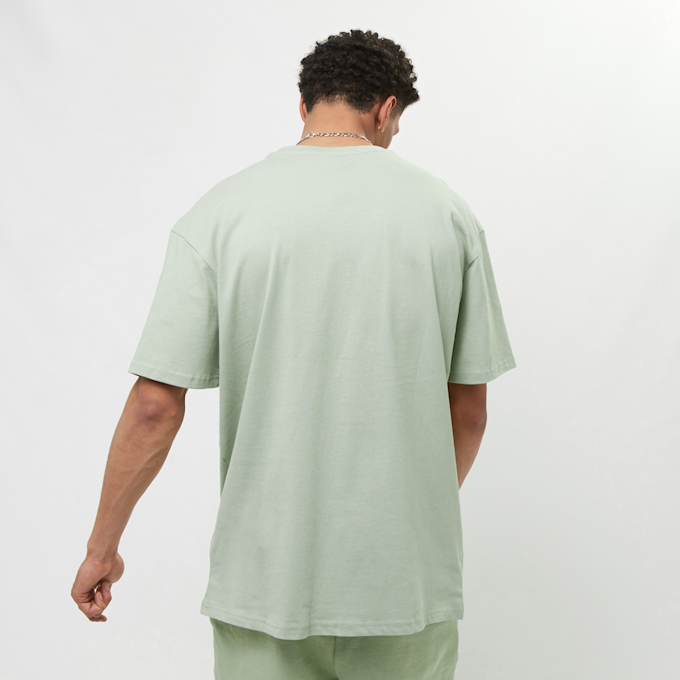 Urban Classics Heavy Oversized Tee verde 28050 2