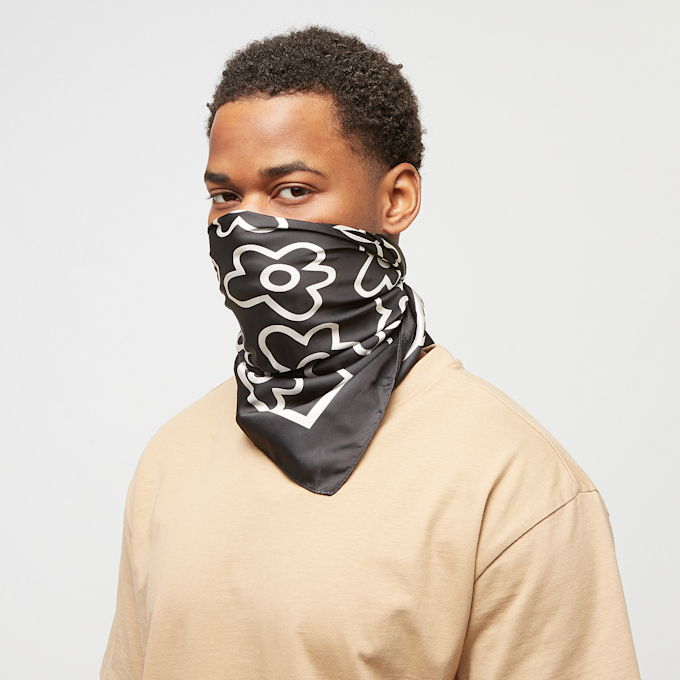 Urban Classics Big Pattern Bandana schwarz 23090 1