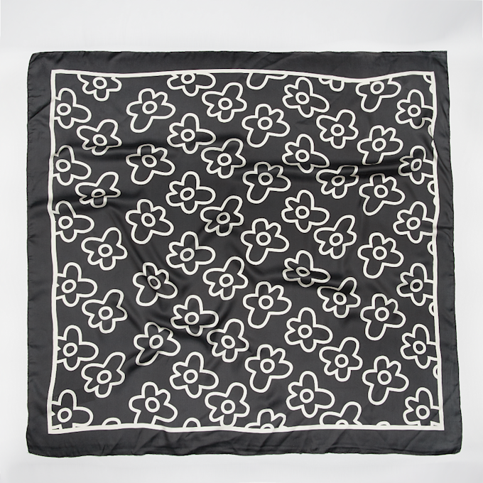 Urban Classics Big Pattern Bandana schwarz 23090 2