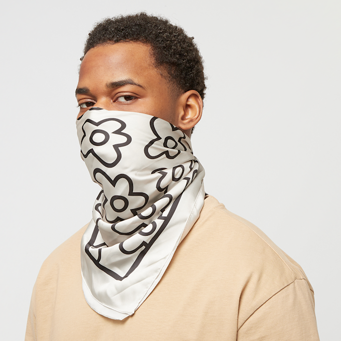 Urban Classics Big Pattern Bandana bege 23091 1