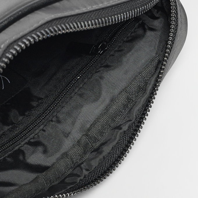 Karl Kani Retro Oversized Logo Messenger Bag siva 23093 4