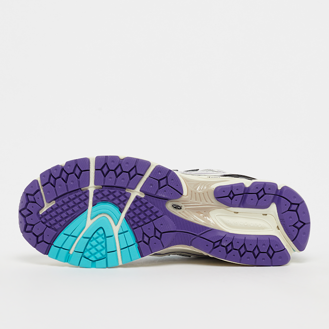 New Balance 1906 zwart 23121 4