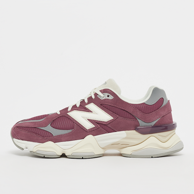 New Balance 9060 rojo 23128 1