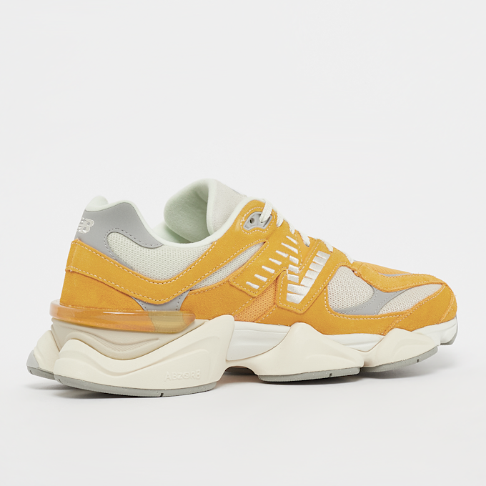 New Balance 9060 giallo 23130 3