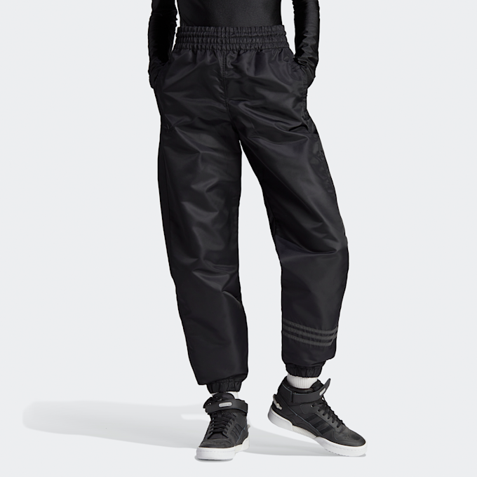 adidas Originals adicolor Neuclassics Woven Trackpant negro 23191 1