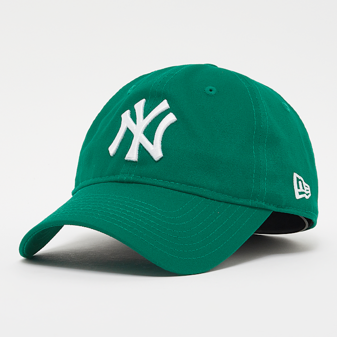 New Era 9Twenty League Essential MLB New York Yankees verde 23266 1