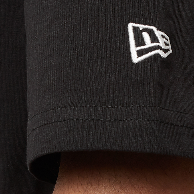 New Era Team Script Oversize Tee Chicago Bulls czarny 23283 4