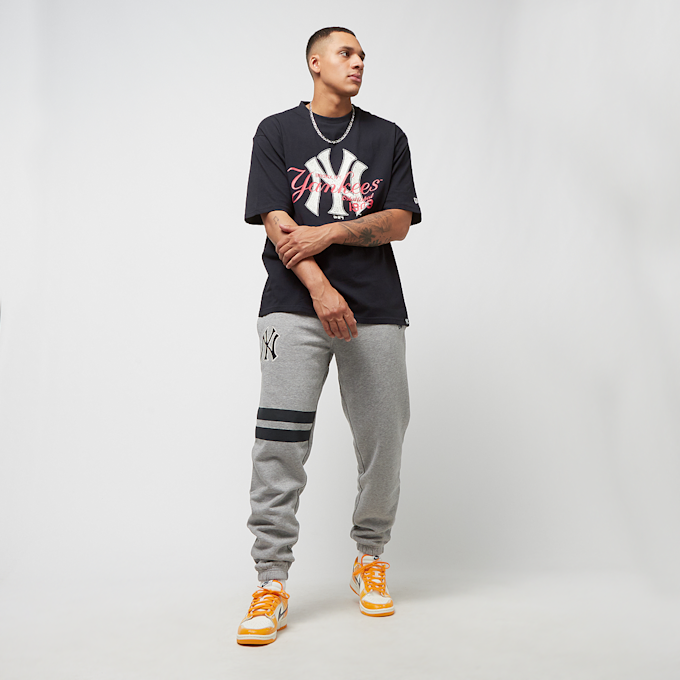 New Era MLB Lifestyle Oversized Tee New York Yankees schwarz 23290 5