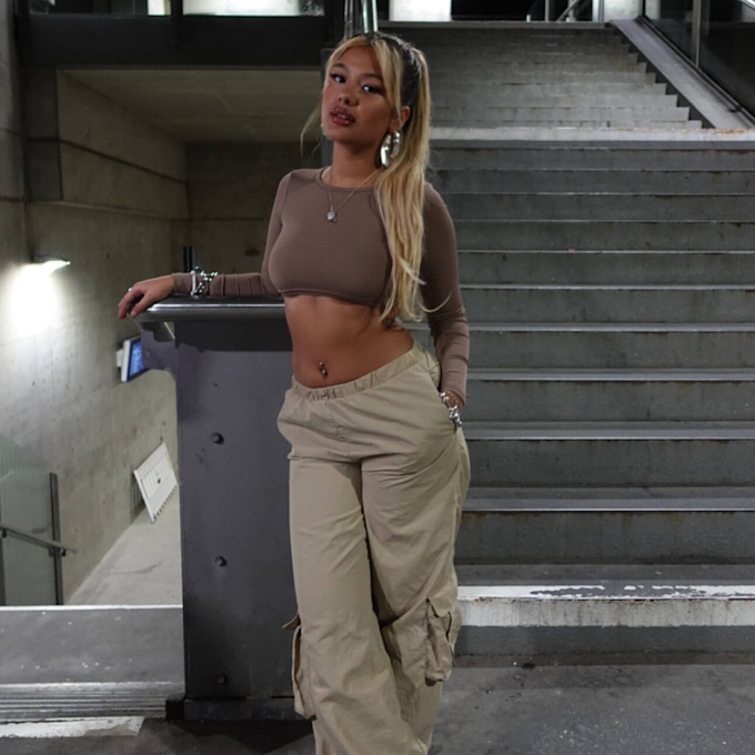 Sixth June Long Sleeve Open Back Ribbed Crop Top castanho 23641 5