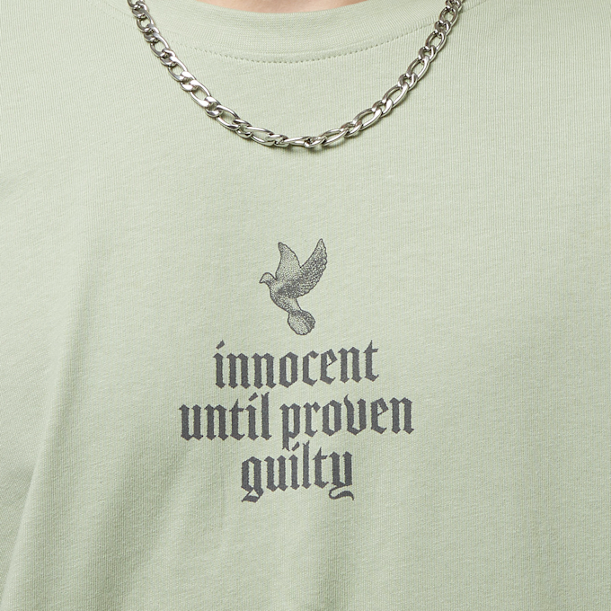 Upscale by Mister Tee Justice Oversize Tee groen 23869 3