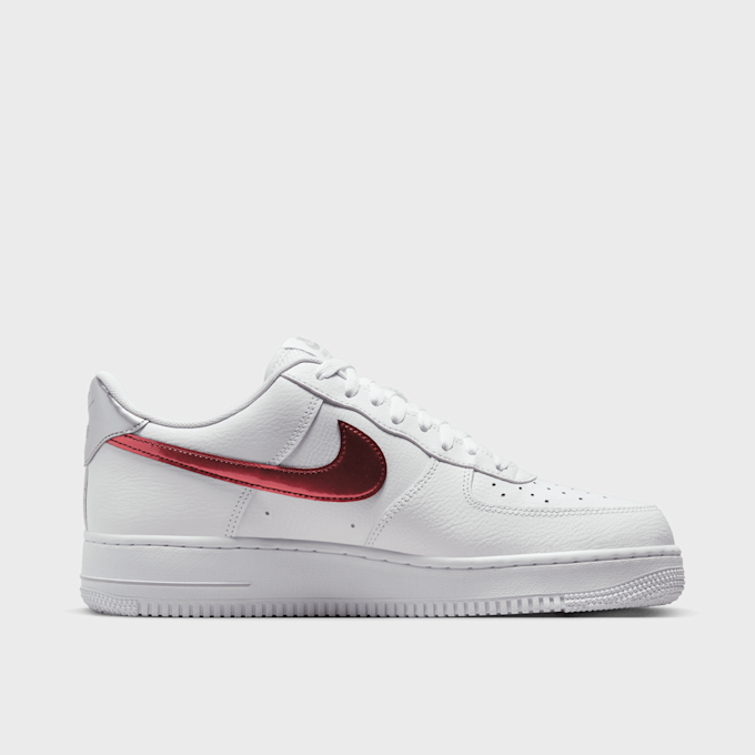 Nike WMNS Air Force 1 '07 biały 24036 2