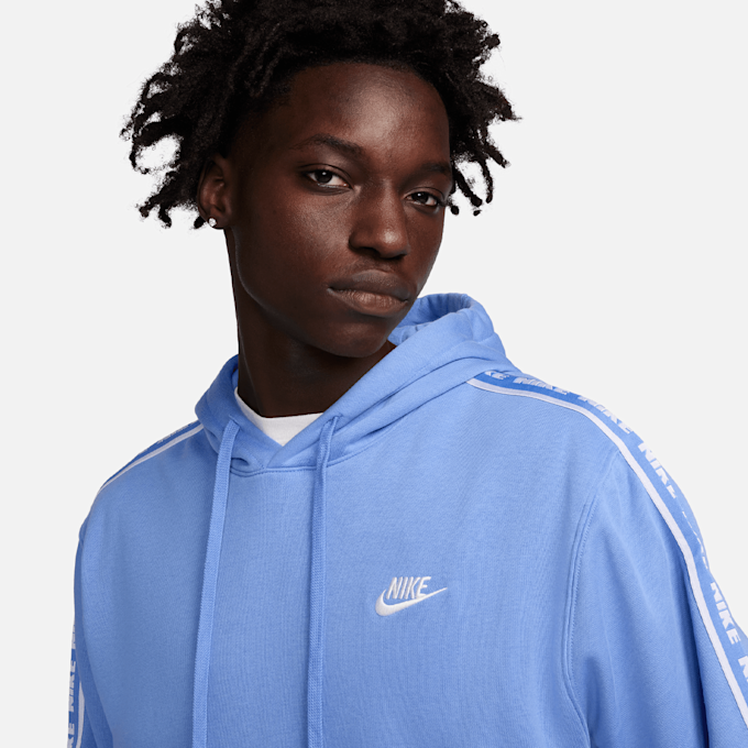 Nike Club Fleece Graphics Hooded Tracksuit plava 24054 3