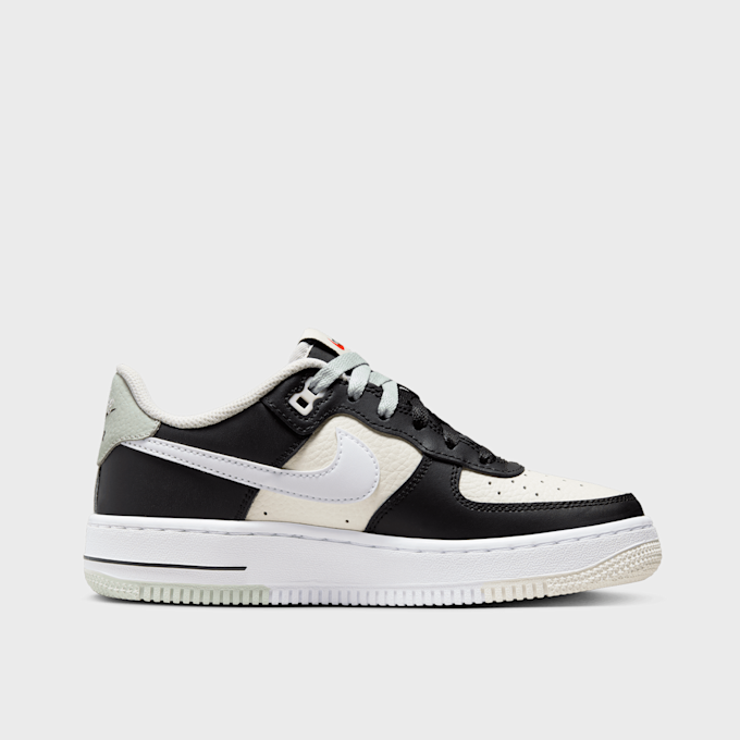Nike Air Force 1 (GS) negro 24148 2