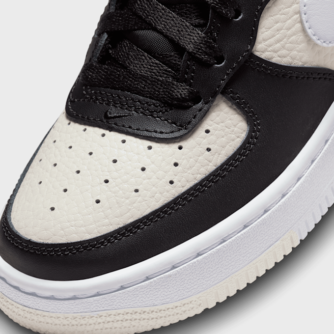 Nike Air Force 1 (GS) czarny 24148 7