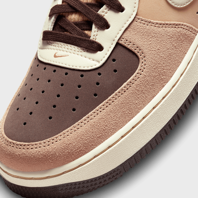 Nike Air Force 1 '07 LV8 blanc 24217 7