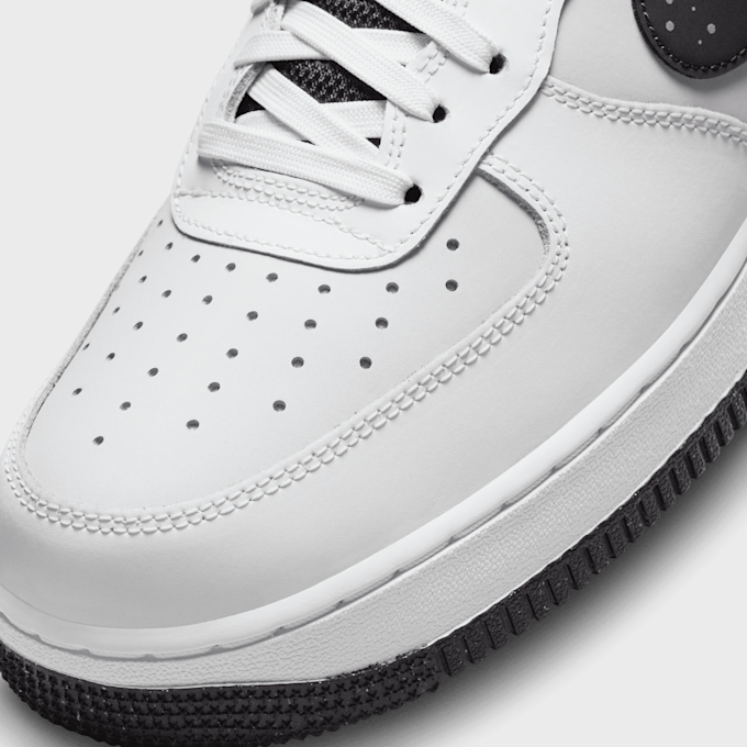 Nike Air Force 1 '07 biały 24224 7