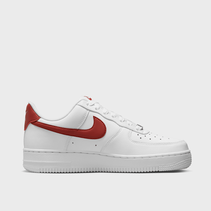 Nike WMNS Air Force 1 '07 weiß 24229 2