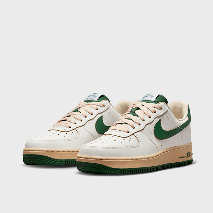 Nike WMNS Air Force 1 '07 LV8 beige 24233 4