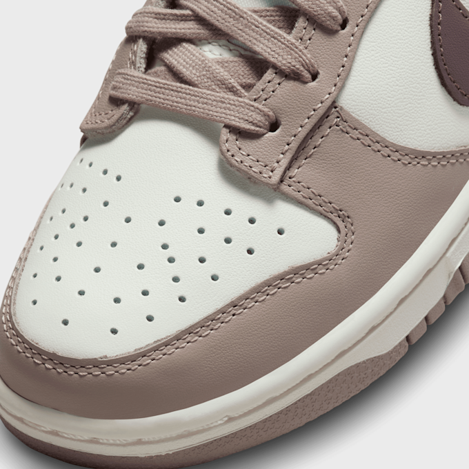 Nike   Dunk Low braun 24238 7