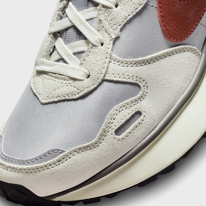 Nike WMNS Phoenix Waffle blanc 24269 5