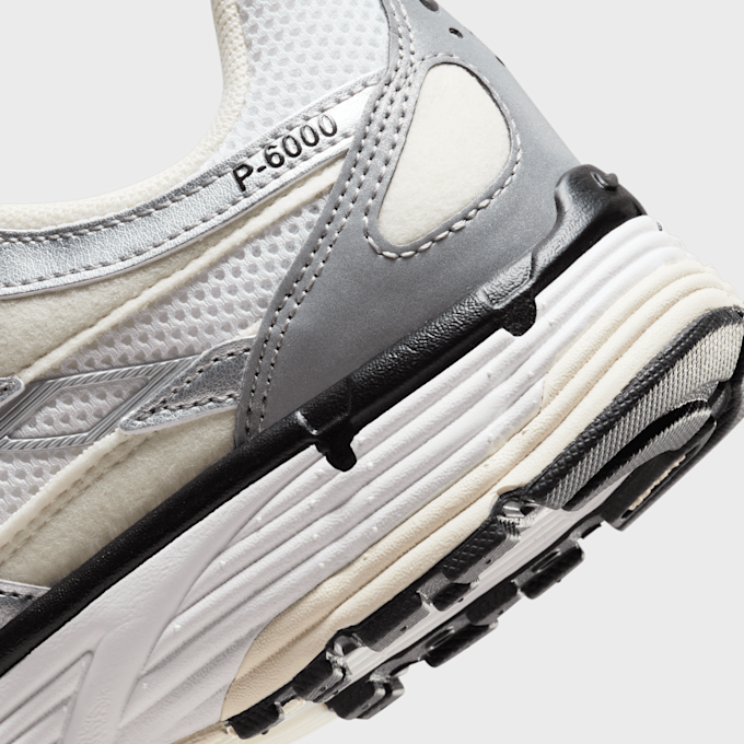 Nike WMNS P-6000 nero 24299 8