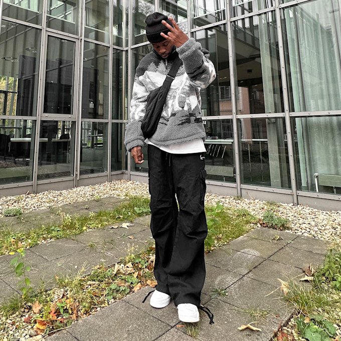 SNIPES Rubber Badge Basic Logo Big Shoulder Bag negro 24614 5