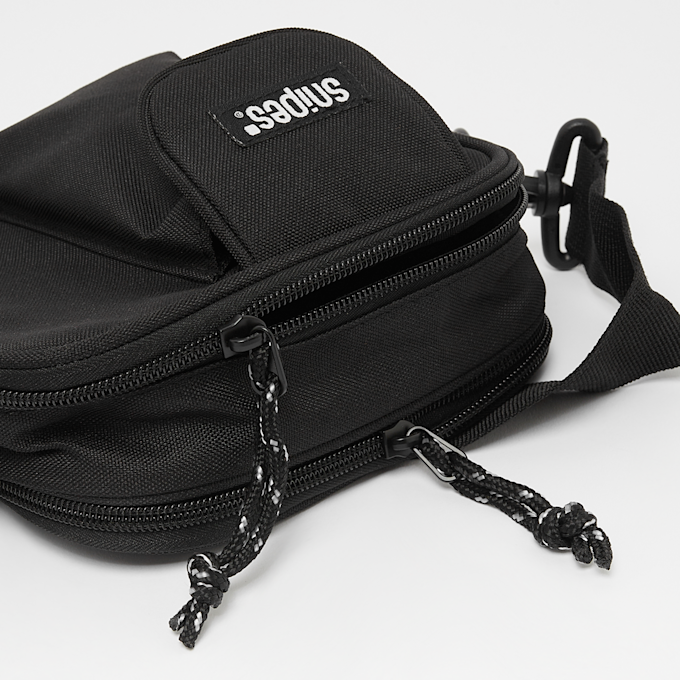 SNIPES Woven Label Basic Logo Multi Pocket Square Bag schwarz 24623 5