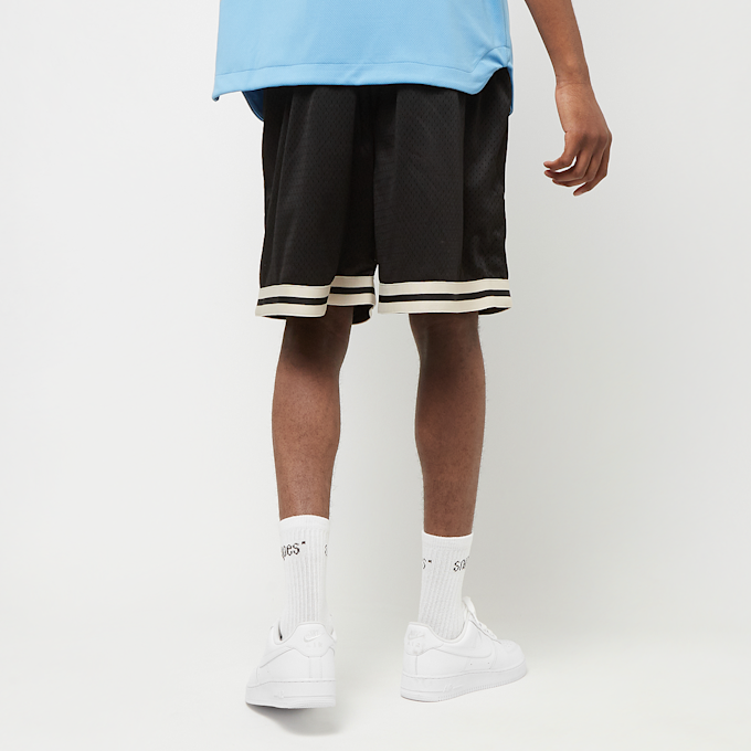 FUBU Varsity Mesh Shorts negro 24819 2