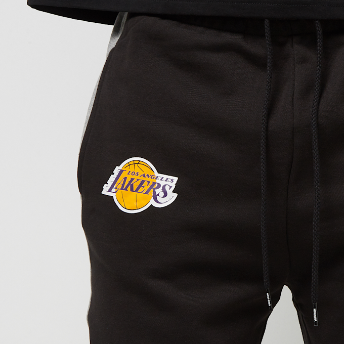 New Era NBA Large Graphic Jogger Los Angeles Lakers czarny 24894 3