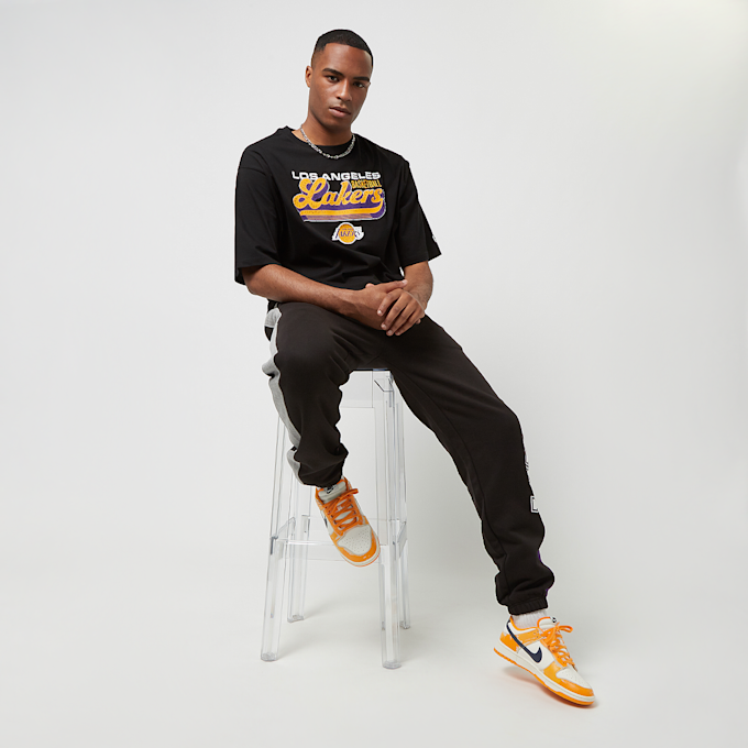 New Era NBA Large Graphic Jogger Los Angeles Lakers preto 24894 7