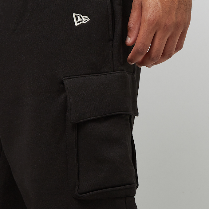 New Era Cargo Jogger negro 24896 5